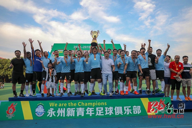 火热状态！戈登五场赛事连击取得进球
